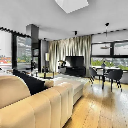 Glamour Penthouse Warsaw