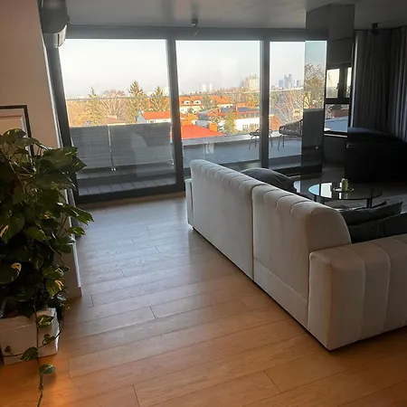 Glamour Penthouse